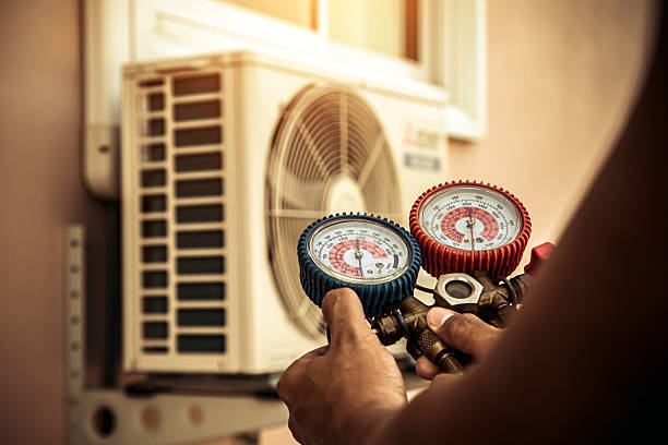 Professional Hvac technician working in Villas, FL